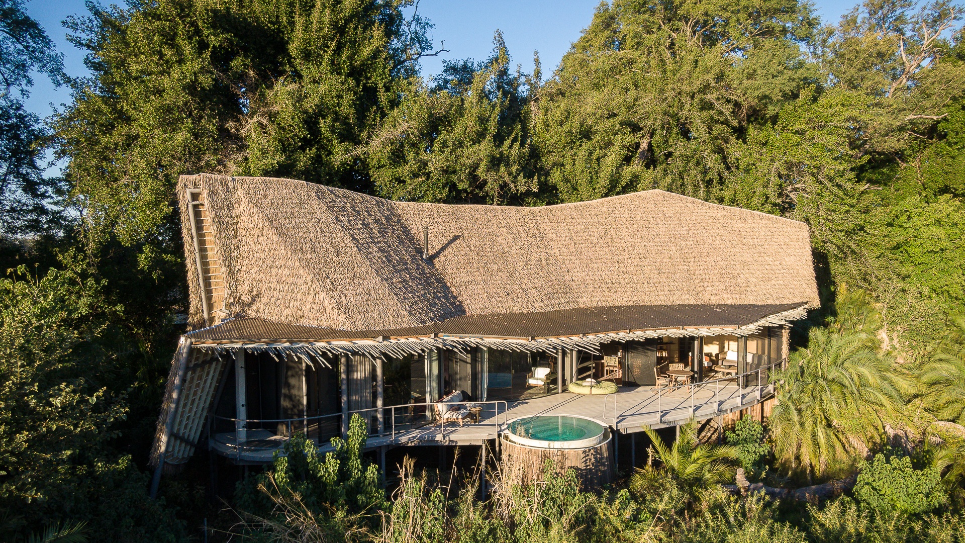 Luxury Botswana — Okavango Delta, Chobe & Victoria Falls Fly-In
